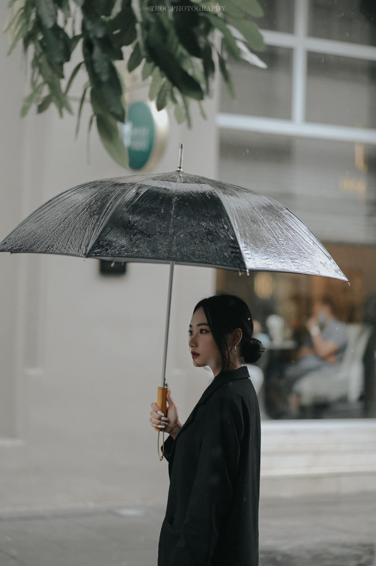 Dạ Thảo chia sẻ: "Đa phần mình không quá để tâm, nhưng nếu quá đà mình sẽ chặn tài khoản đó, xóa bình luận và những tin nhắn không hay. Có lẽ vì thế mà danh sách tài khoản chặn của mình khá nhiều".