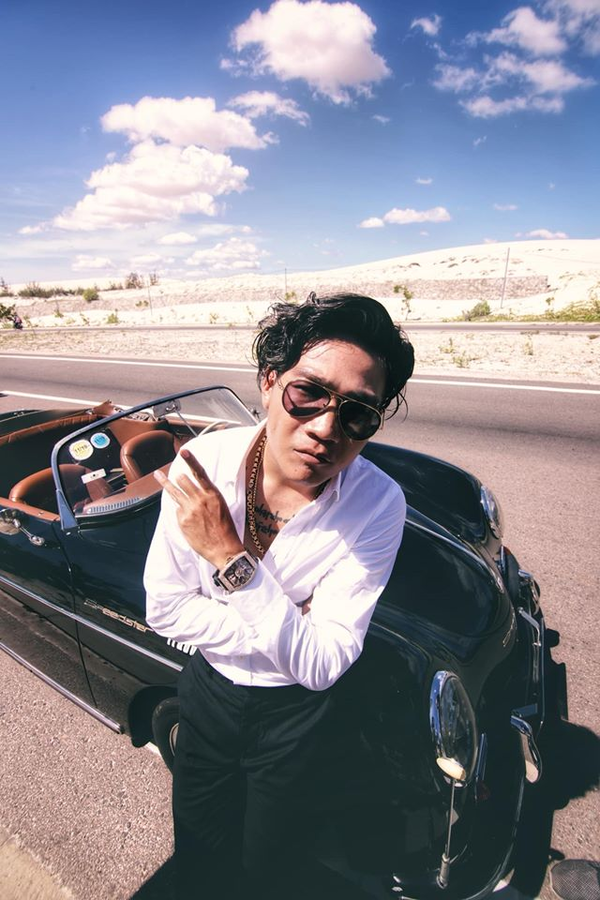 Trong khi khán giả vẫn chưa thể hình dung tại sao một rapper lại có thể thân thiết với một doanh nhân thành đạt nổi tiếng, thì mới đây chính "Lão đại" đã lên tiếng chia sẻ về mối quan hệ của cả hai.