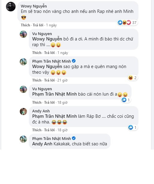 Ngay sau đó, vị HLV Rap Việt để lại bình luận nếu đại gia Minh Nhựa chịu "bắn" rap thì sẽ thu nạp về đội ngay. Đáng chú ý, khi bị Wowy "tố" đi cửa sau đại gia Minh Nhựa cũng đáp lại cực ngầu: "Cái nón vàng anh sẽ lấy và anh sẽ tặng thêm em vài nốt nhạc rap vàng".