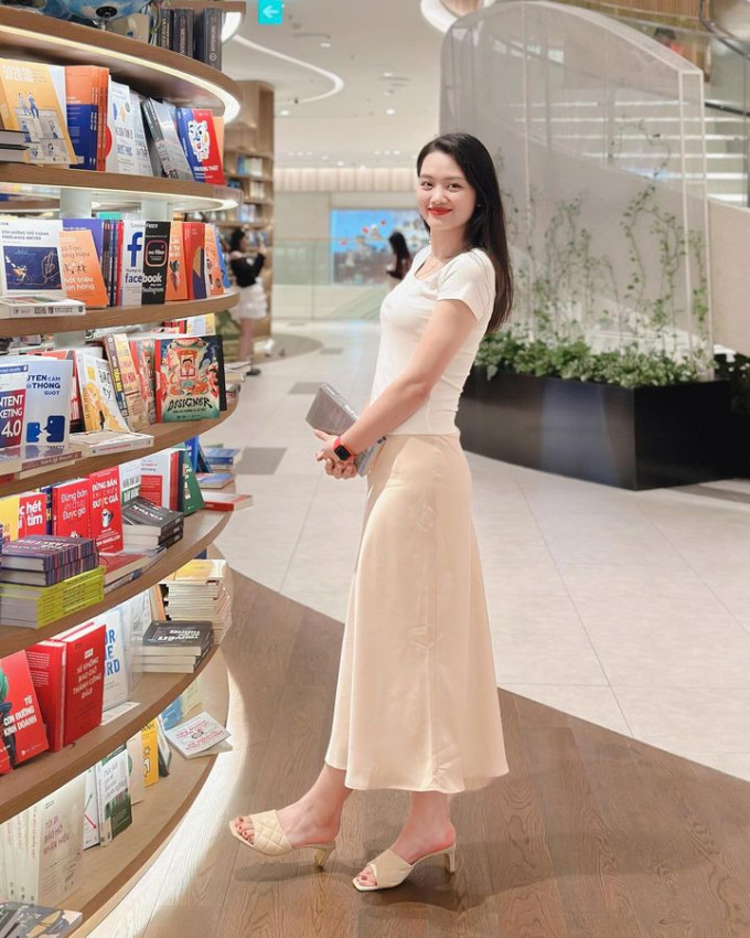 Nguyễn Thu Hoài là VĐV nổi tiếng giới bóng chuyền Việt Nam.