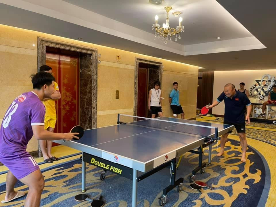 Theo tiết lộ từ trợ lý Lê Huy Khoa, chiến thắng cuối cùng thuộc về ban huấn luyện với cầu thủ là HLV Park Hang Seo và HLV Nguyễn Thế Anh.