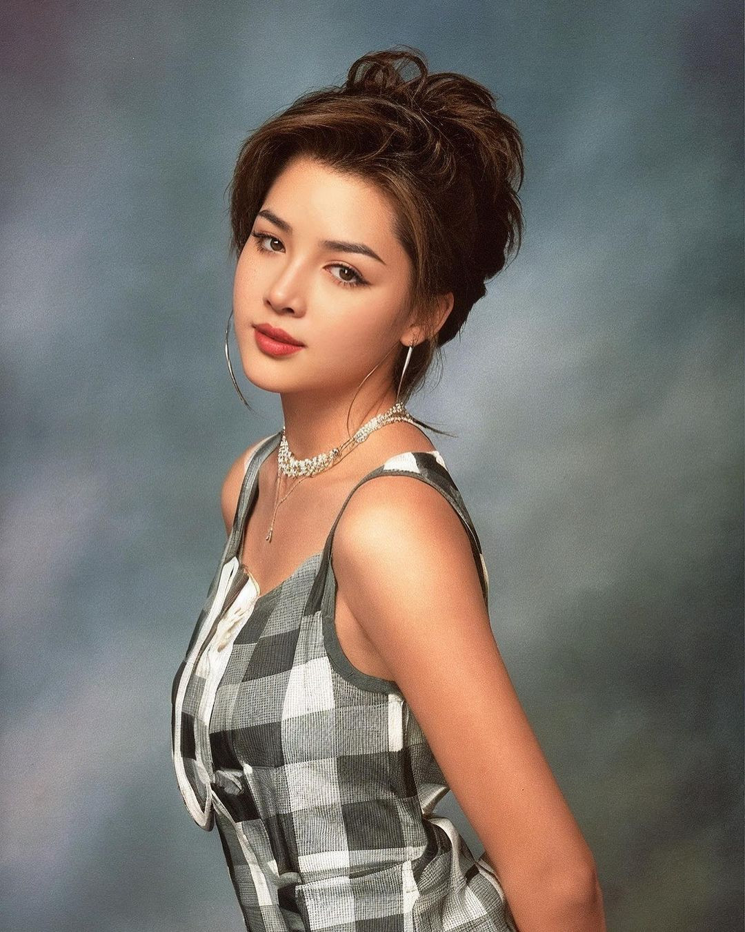 Sau 7 năm “lột xác”, hiện tại Vũ Thanh Quỳnh được biết đến như một hot girl có tiếng trong cộng đồng mạng, tham gia làm mẫu ảnh, kinh doanh…