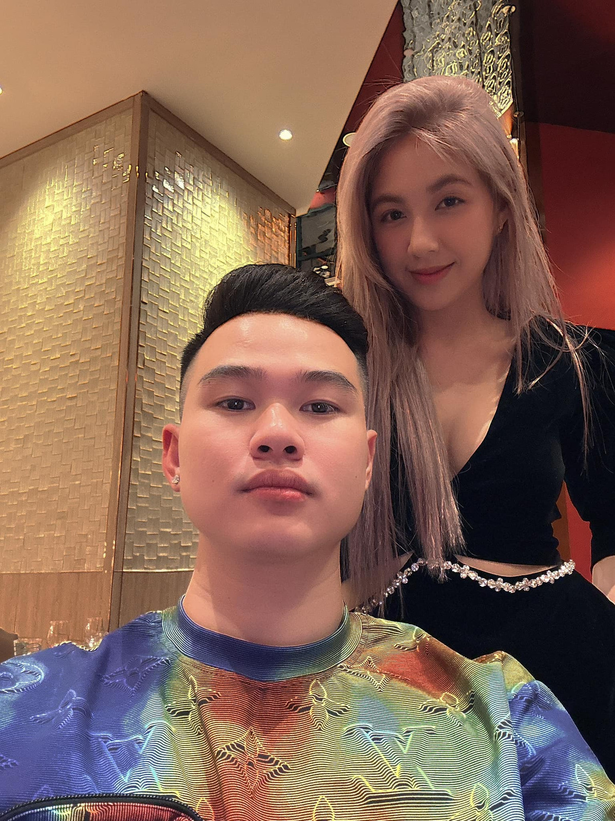 Đến khoảng năm 2020, khi công khai chuyện tình cảm với Rambo, tên tuổi Trân Mèo cũng dần “mất nhiệt” trên MXH. Cô tập trung vào kinh doanh, cuộc sống riêng của mình.