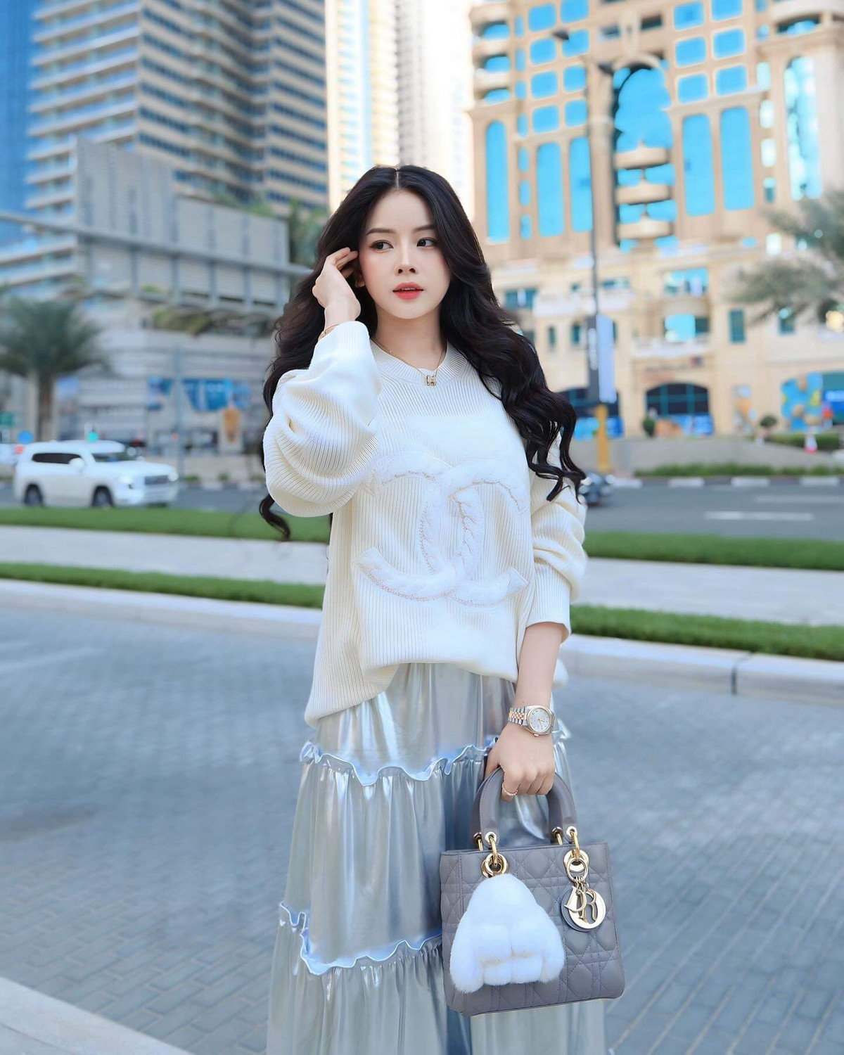 Hậu chia tay, Mie tất bật chạy show, làm việc năng suất 3 ngày di chuyển qua 5 tỉnh thành. Những hình ảnh về công việc được Mie thường xuyên cập nhật trên trang cá nhân.