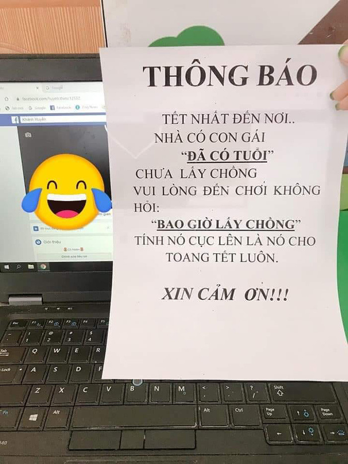 "Bà chất thật đấy. Nhưng khách tới nhà mà đọc được lời nhắn này chắc sợ cô cháu gái lắm nhỉ?", tài khoản Hà Hoàng bình luận.