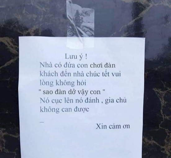 "Bà ngoại đáng yêu và chất quá. Bà quá hiểu cháu gái mình. Không liên quan nhưng chữ bà đẹp thật đấy", tài khoản Minh Trang bình luận.