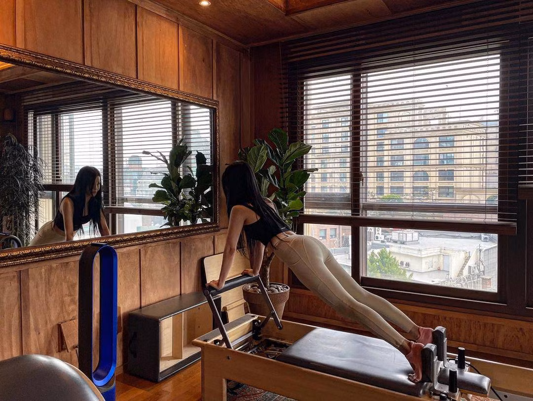 Tuy nhiên, với vai trò là một nữ thần tượng âm nhạc, Yu Jeong cũng nhận thấy bản thân cần khắt khe hơn để giữ dáng.