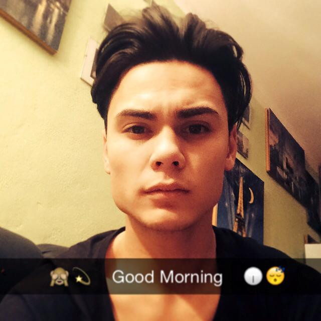 Trước khi có mặt tại Việt Nam, Adriano Schmidt chơi bóng từ năm lên 6, anh từng luyện tập ở các CLB của Đức như Ingolstadt 04, VfB Eichstatt, FC Gerolfing hay Schwabmünchen.