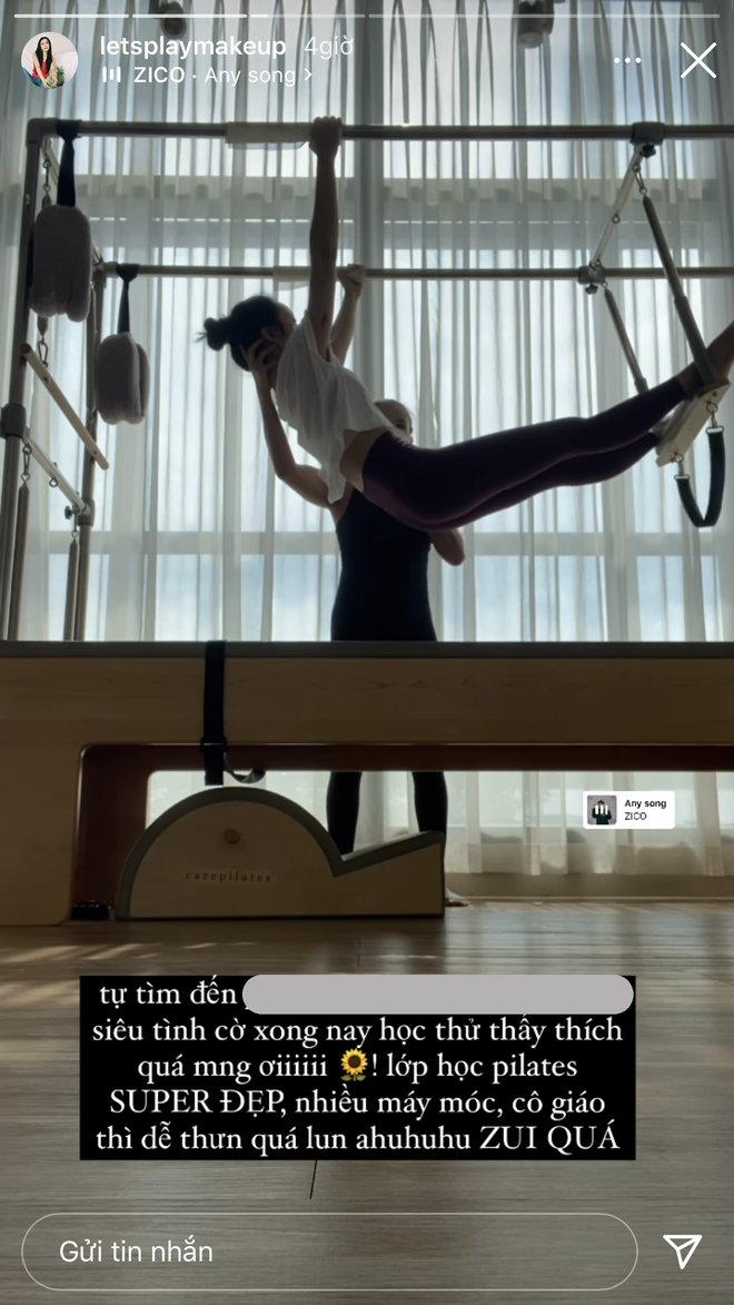 Chia sẻ trên trang cá nhân, hot girl kiêm beauty blogger An Phương cho biết: "Môn gì vừa khó vừa vui. Tập theo trên mạng cũng lâu rồi nay quyết định offline mọi người ạ".