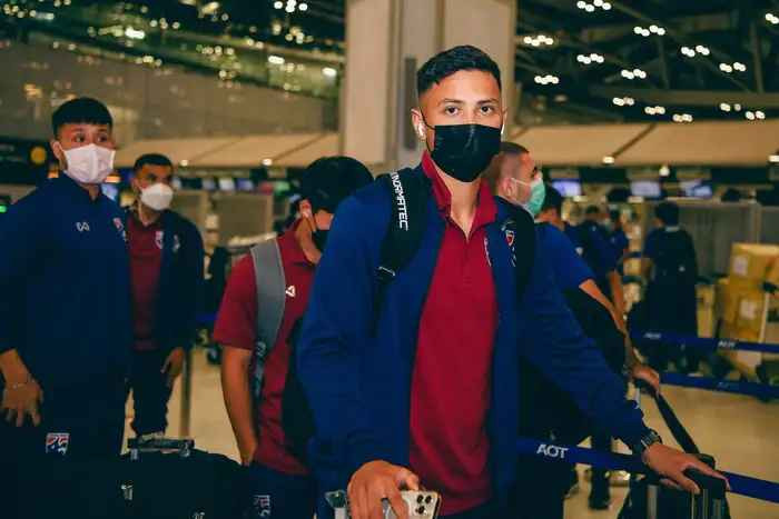 Với tinh thần hừng hực đòi lại món nợ với U23 Việt Nam, U23 Thái Lan mang binh hùng, tướng mạnh tới Uzbekistan.