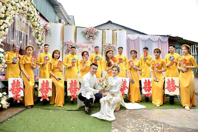 Chú rể Trần Khương mong ý tưởng của mình sẽ là làn gió mới lạ để các cặp đôi có thể lên kế hoạch ngày vui của mình trở nên ý nghĩa hơn.