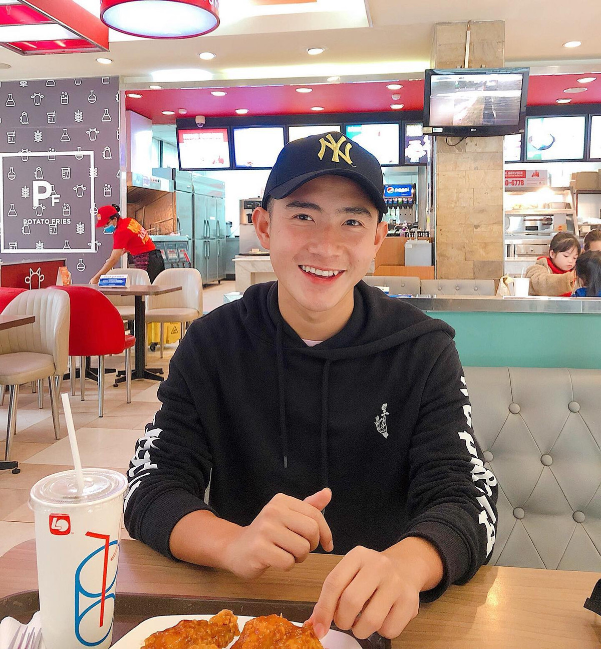 Nếu như thể hiện tốt trong những trận đấu sắp tới tại giải vô địch U23 Đông Nam Á, Sơn Con là cái tên đáng được HLV Park Hang Seo chú ý để chuẩn bị cho SEA Games vào tháng 5 sắp tới.