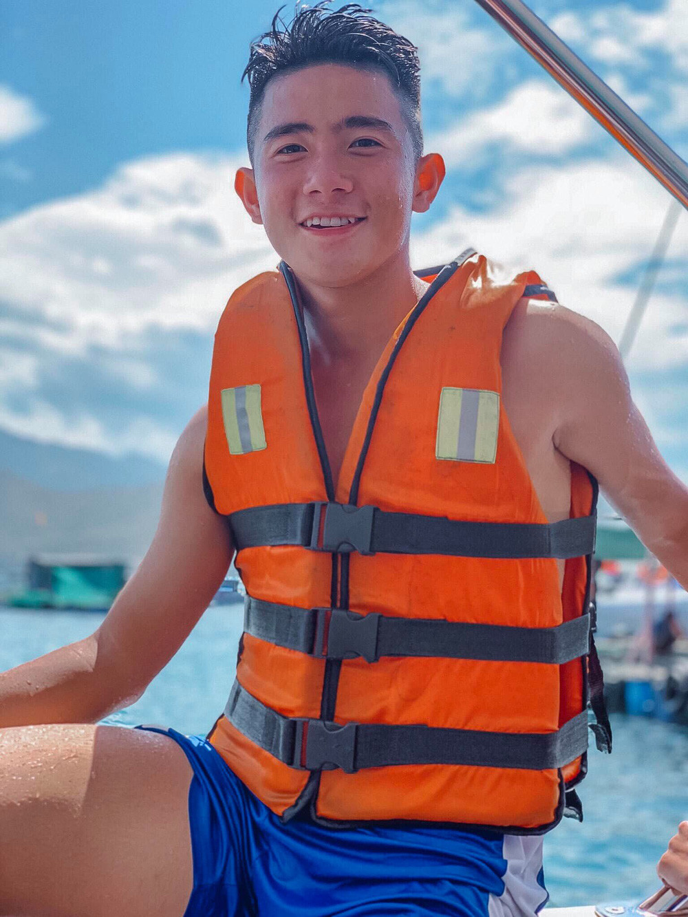 Ở cấp CLB, Nguyễn Văn Sơn thuộc biên chế CLB Hà Nội, tuy nhiên đang thi đấu tại giải hạng nhì cho CLB Phú Thọ dưới dạng cho mượn.