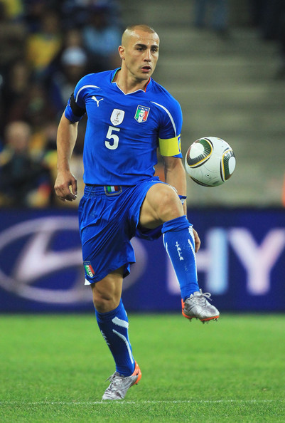Chức vô địch World Cup 2006 của tuyển Italia không thể thiếu đại công của trung vệ đội trưởng Cannavaro - người sau đó đã ẵm luôn Quả Bóng Vàng.