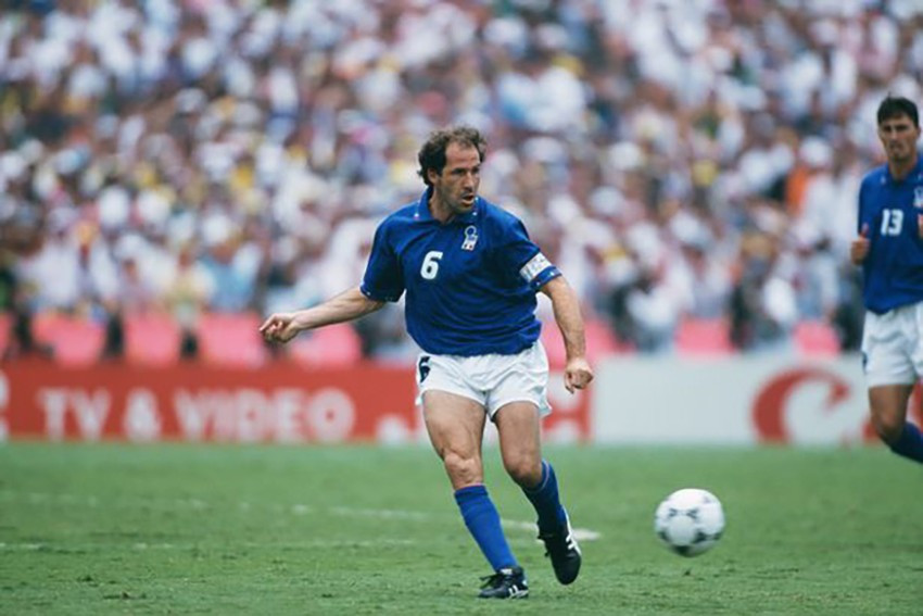 Baresi thậm chí được đánh giá là trung vệ hay nhất mà bóng đá Italia từng sản sinh. Ông từng cùng Italia vô địch World Cup 1982, sau đó lọt vào đội hình tiêu biểu của World Cup 1990.