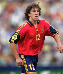 Không chỉ là một trong những trung vệ hay nhất lịch sử World Cup, Puyol còn được đánh giá là một trong những trung vệ xuất sắc nhất lịch sử bóng đá.