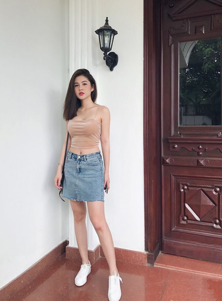 Chưa cưới mà đã được lòng mẹ chồng tương lai Thu Hoài khiến nhiều người cảm thấy cô nàng thực sự may mắn.