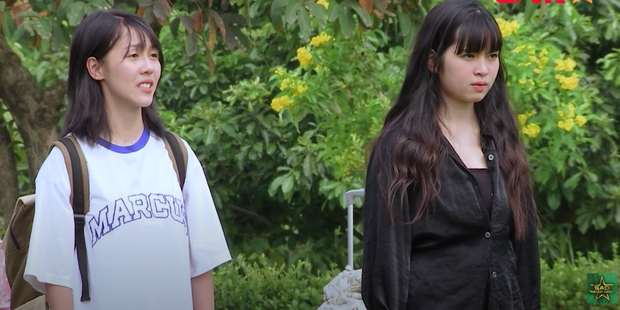 Đặc biệt khi dân tình còn chưa kịp quen với hình ảnh quyến rũ của hot girl Khánh Vân thì đã thấy cô nàng xuất hiện ở Sao Nhập Ngũ với hình ảnh... mũm mĩm đáng yêu.