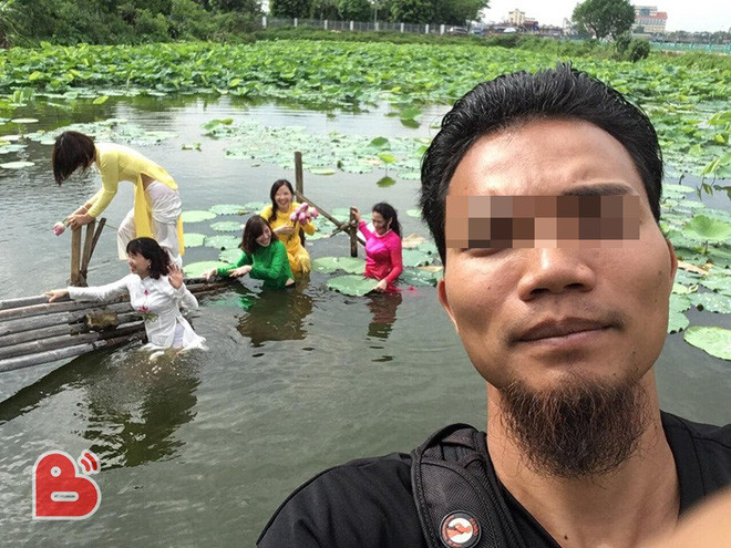 Sự cố hiếm gặp với 5 người phụ nữ khi chụp ảnh áo dài và rơi xuống nước.