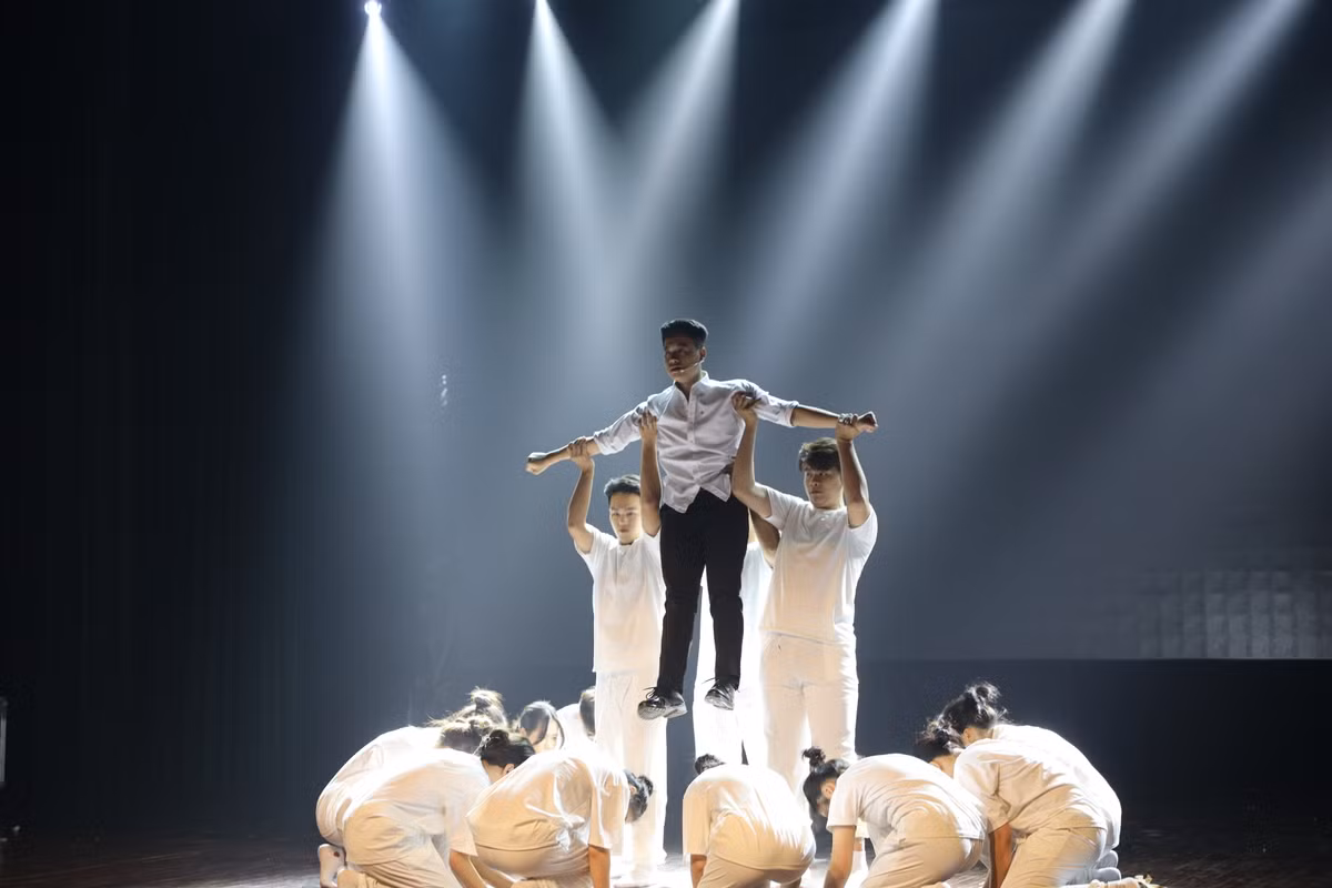 On Stage 2022: Lan toa tinh yeu kich nghe toi gioi tre Thu do-Hinh-3