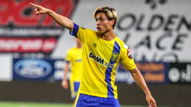 Sau khi nhận được cái gật đầu của bầu Đức, CLB TP. Hồ Chí Minh thương thảo với phía Sint Truidense và chi 100.000 Euro (khoảng 2,6 tỷ đồng), để mua lại nửa mùa giải hợp đồng của Công Phượng với phía đội bóng Bỉ.