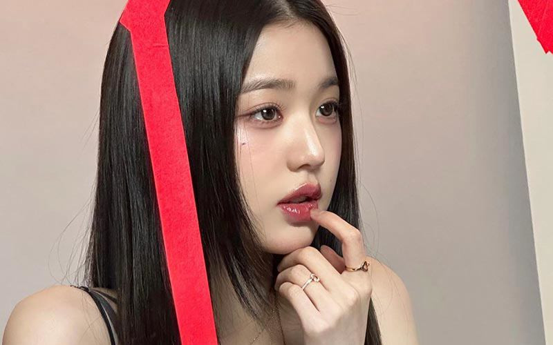 Wonyoung là gương mặt trung tâm của nhóm nhạc IVE, nhờ đôi môi làm hàng triệu người say đắm và mê mẩn.