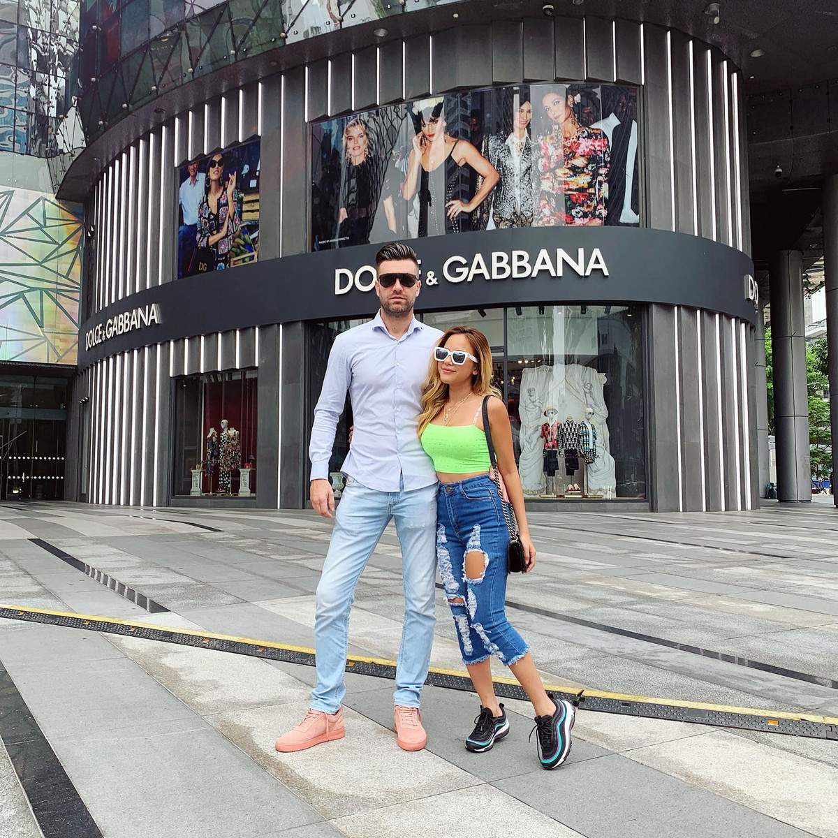 Ngoài công việc được chú ý, Myno và Nguyễn Van Bakel còn khiến nhiều người ngưỡng mộ bởi cuộc sống hôn nhân đẹp như mơ, nhất là từ khi tổ ấm đón chào hai thành viên nhí bé trai David (8 tuổi) và bé gái Amy (hơn 5 tuổi).