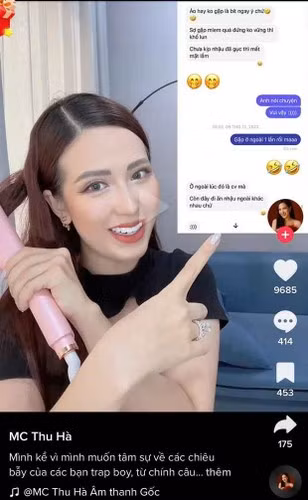 Khi Thu Hà có chuyến công tác ngoài Hà Nội và cầu thủ này ngỏ ý lo vé máy bay, đặt phòng khách sạn. Trước lời đề nghị đó, nữ MC cho rằng đây là cách bày tỏ, muốn chinh phục phái đẹp của đàn ông nên gật đầu đồng ý.