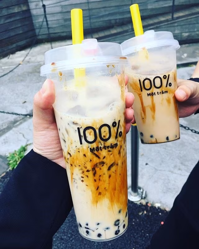 Những cốc trà sữa size "siêu to" có thể thỏa mãn không ít "team nghiện".