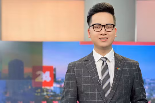 Chia sẻ thêm về những kế hoạch trong tương lai gần, BTV Hữu Trí tiết lộ sắp tới sẽ tham gia dẫn chương trình Money Talk cùng BTV Ngọc Trinh.