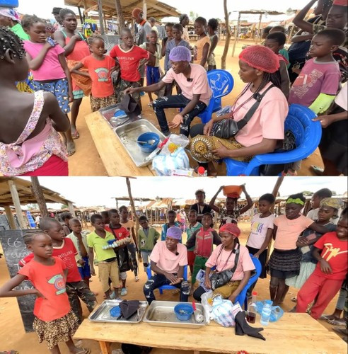 Cả một khay đầy chả lá lốt đã được Lindo bán hết một cách chóng vánh, người dân Angola tỏ ra vui mừng và thích thú khi được thưởng thức món ăn vừa là vừa ngon đến từ Việt Nam.