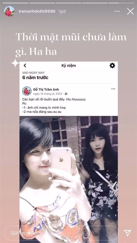 Mới đây, hot girl Thanh Hóa tự tay đào lại hình ảnh thời "ơ kìa" của chính mình và đăng tải lên trang cá nhân kèm caption: "Thời mặt mũi chưa làm gì, haha."