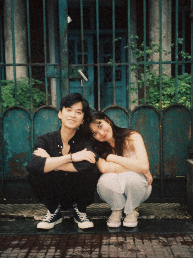 Đáp lại lời của bạn diễn trong Mắt Biếc, Trần Nghĩa ngay lập tức nịnh nọt: "Trà Long là số 2 thì không ai là số 1".