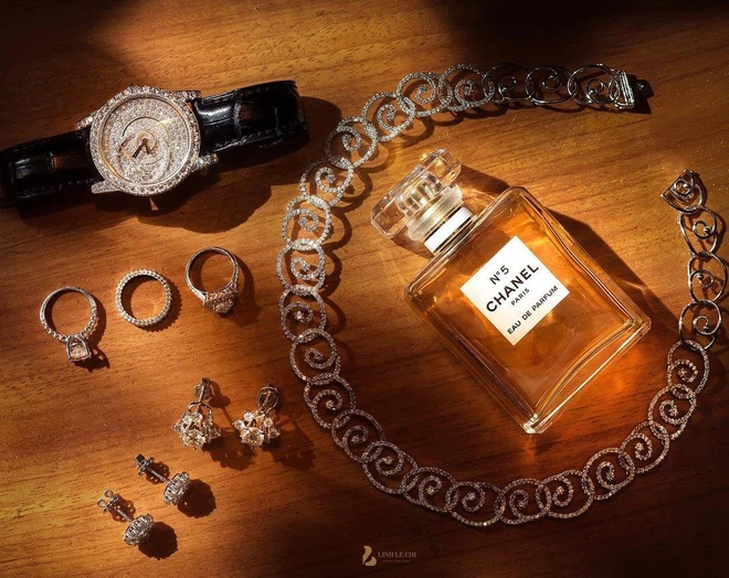 Bên cạnh việc chia sẻ hình ảnh hạnh phúc của gia đình, Thu Hương không khiến những người theo dõi mình thất vọng khi luôn khoe cuộc sống toàn màu hồng đáng mơ ước của bản thân.