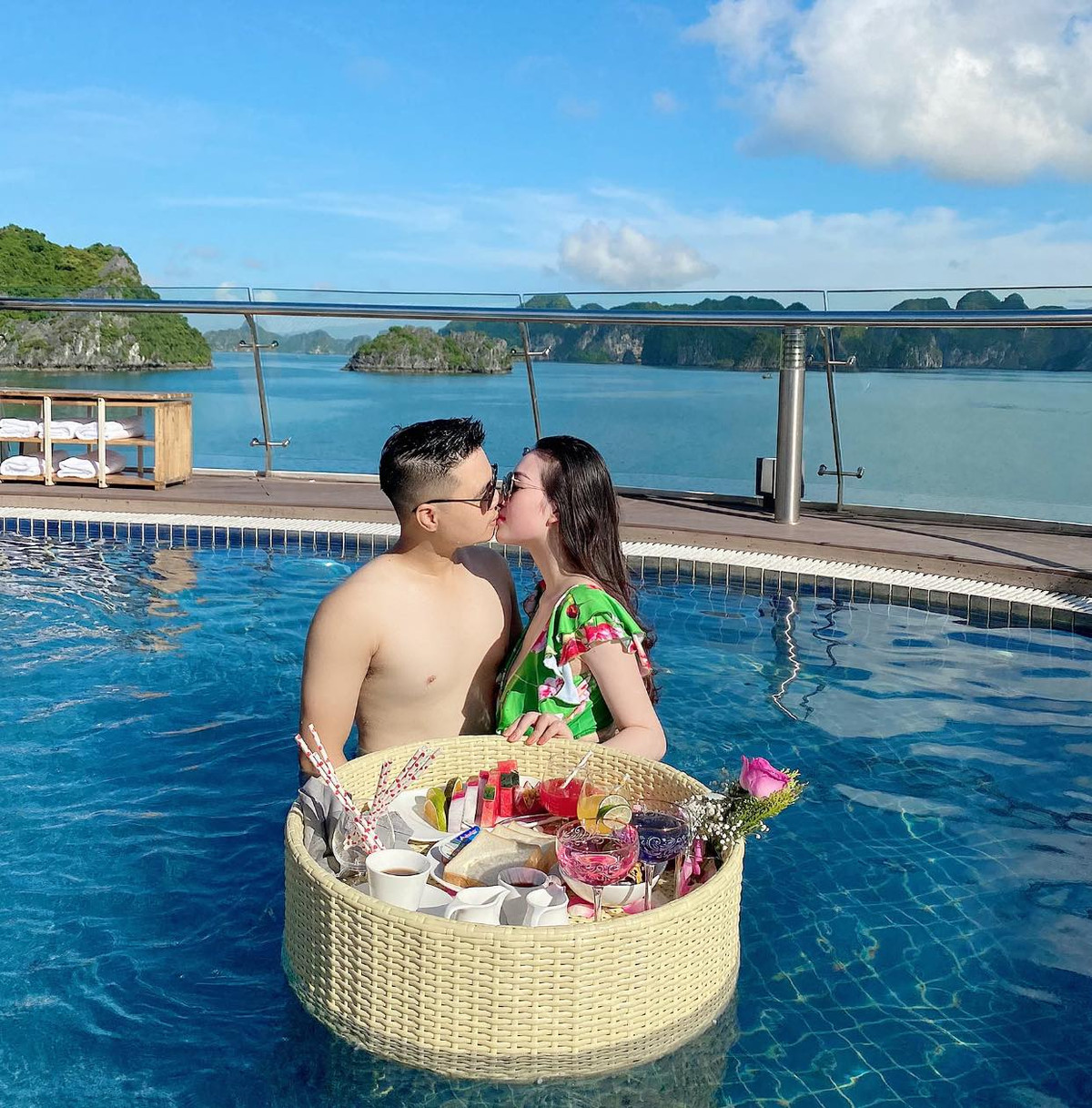 Cuộc sống sang chảnh của "cô dâu 200 cây vàng" khiến người ta không thể không ngưỡng mộ