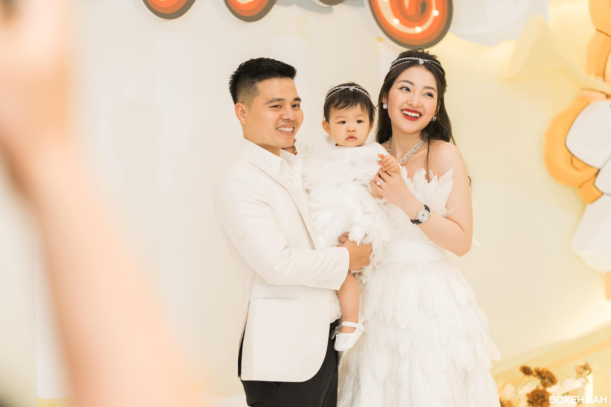 Thậm chí, nhiều lần ông xã còn đích thân vào bếp để nấu ăn cho Thu Hương.