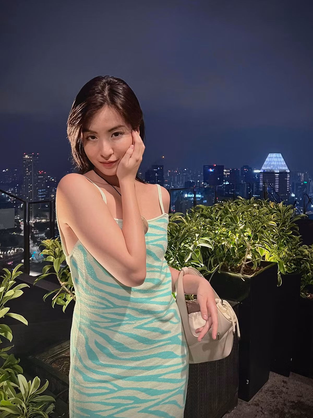 Thảo Tâm từng giành được 8.5 ngay trong lần thi đầu tiên IELTS; ngoài ra cô gái này còn từng là thí sinh giành giải nhất tại Cuộc thi hùng biện cấp Thành phố của Bộ Giáo dục &amp; Đào tạo năm 2012, giải nhất Học sinh Giỏi môn tiếng Anh năm 2015, quán quân EF Challenge Vietnam năm 2016; cũng trong năm 2016 nữ sinh này là học sinh 10X đại diện cho Việt Nam tham dự vào Diễn đàn lãnh đạo trẻ thế giới.