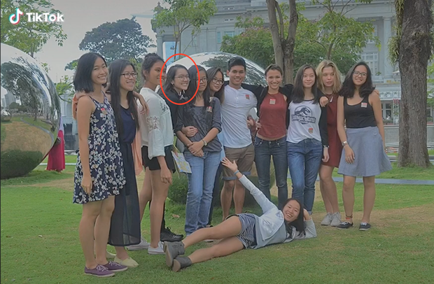 Dù ảnh có chất lượng khá thấp nhưng không thể nào phủ nhận được nhan sắc "chất lượng cao" của Hải Tú trong từng khung hình.