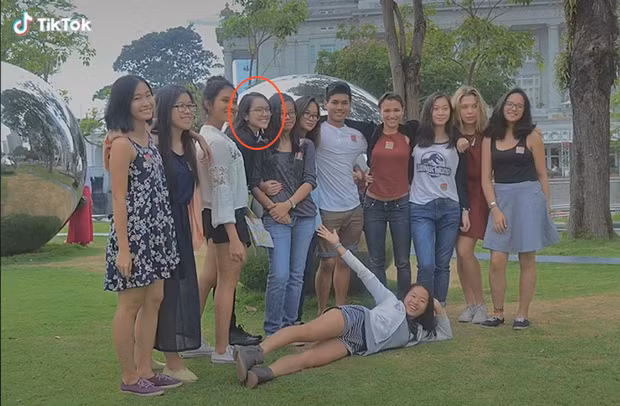 Dù ảnh có chất lượng khá thấp nhưng không thể nào phủ nhận được nhan sắc "chất lượng cao" của Hải Tú trong từng khung hình.