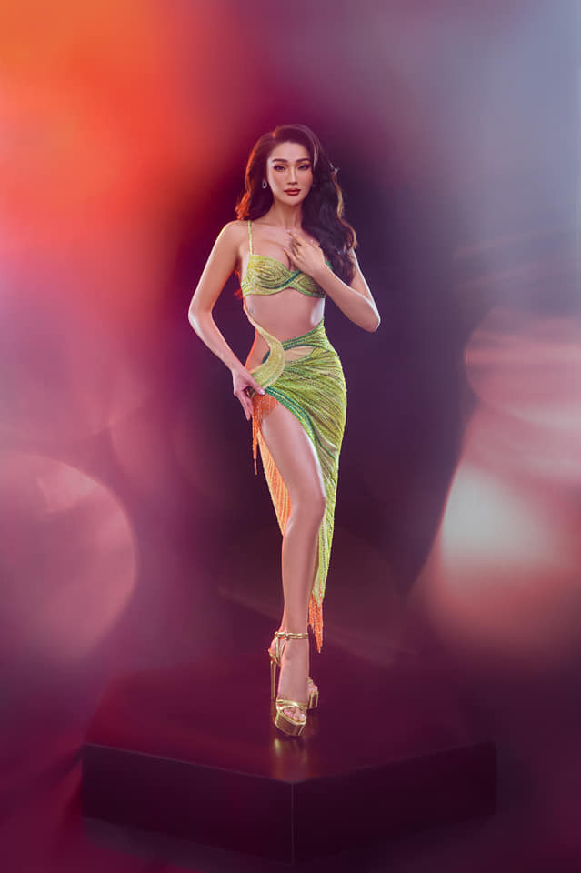 Khi trở thành 1 cô gái xinh đẹp, Bella tự tin hơn khi được là chính mình. Cô ngày càng xinh đẹp, quyến rũ, biết cách yêu thương và chăm sóc bản thân.