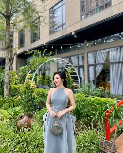 Thanh Quỳnh được chương trình tài trợ 100% để thực hiện phẫu thuật niềng răng, chỉnh hàm, cùng với đó là những cuộc kiểm tra sức khoẻ, làm mịn và trắng da.