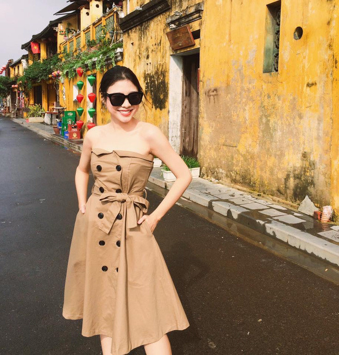 Không thể phủ nhận sức hút của cô nàng 97 trên cộng đồng mạng nhờ vào nhan sắc yêu kiều trời phú của mình.