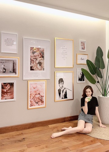 Trước khi được gắn với biệt danh "cô gái thời tiết", Mai Ngọc từng là hot girl đình đám của Hà Nội cùng với nhiều cái tên khác như Hoàng Thùy Linh, Mi Vân, Vân Hugo,...