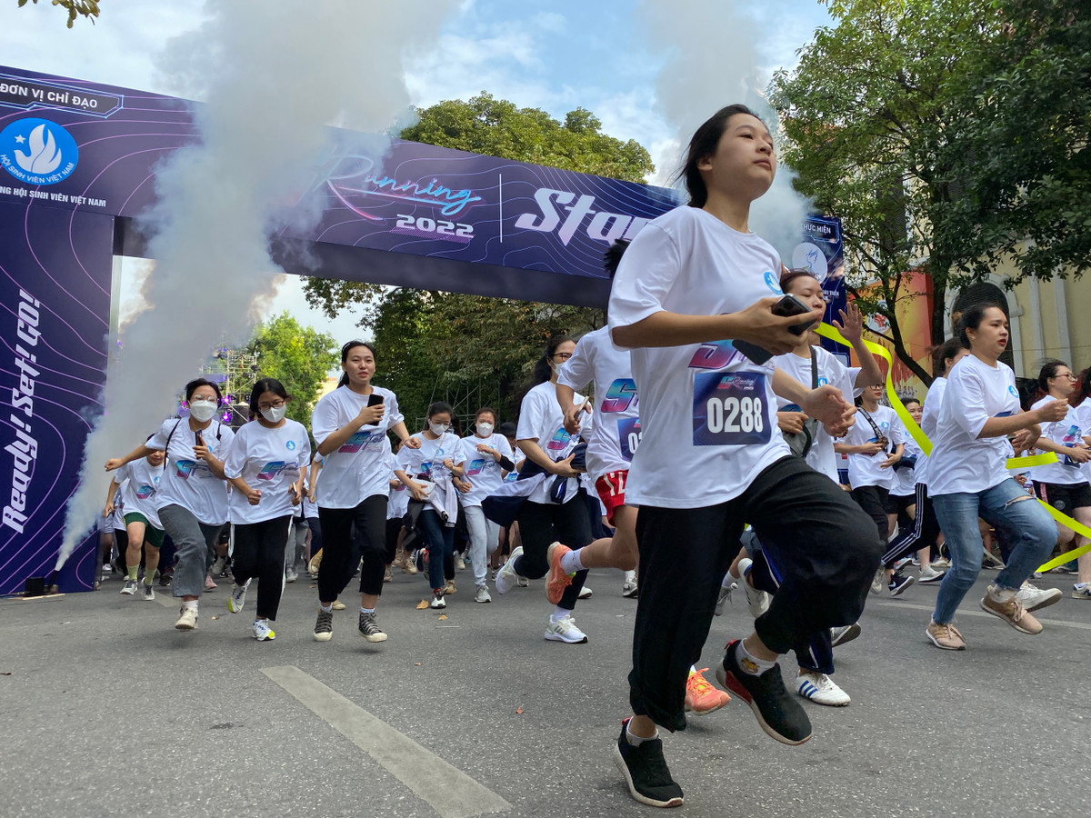 Soi noi khoi dong Giai the thao sinh vien Viet Nam VUG9-Hinh-2