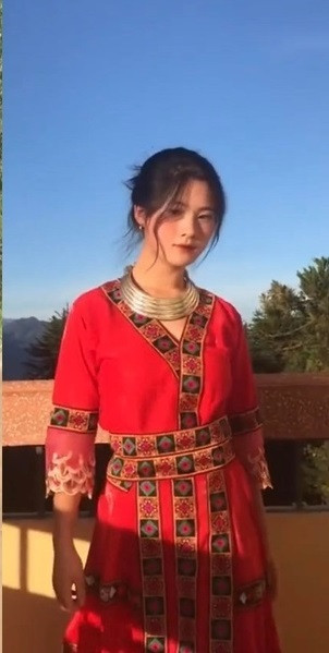 Nói về tiêu đề của đoạn clip trên, Như cho hay cô bạn và gia đình đã nhận được nhiều sự giúp đỡ của các mạnh thường quân.