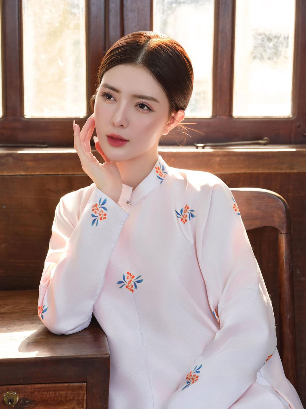 Lilly Luta tâm sự, kể từ khi trưởng thành, cô chưa từng đón Tết xa nhà. Ngày Tết, cô rất thích cảm giác quây quần, ấm áp bên những người thân yêu.