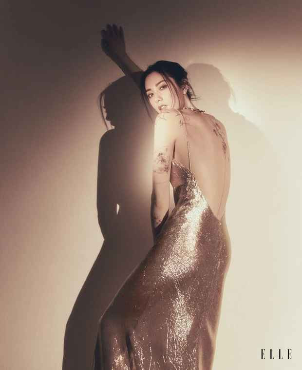 Trong bài phỏng vấn với Elle Singapore ngày 7/2, Nana nói diễn xuất chưa bao giờ khiến cô hứng thú nhưng mọi thứ đổi hướng sau khi nhận được vai diễn phù hợp.