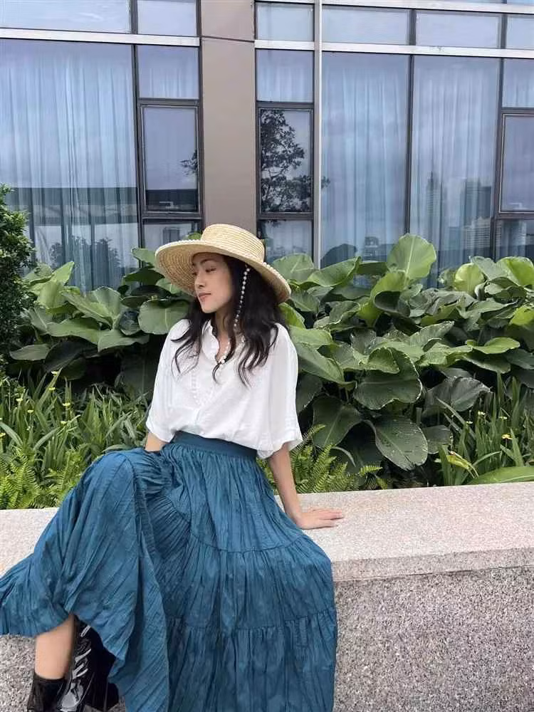 Ngoài được biết đến là hot girl nổi tiếng trên mạng khi sở hữu nụ cười tươi tắn và gương mặt dễ thương, Misoa Kim Anh còn là người khá "đa di năng".