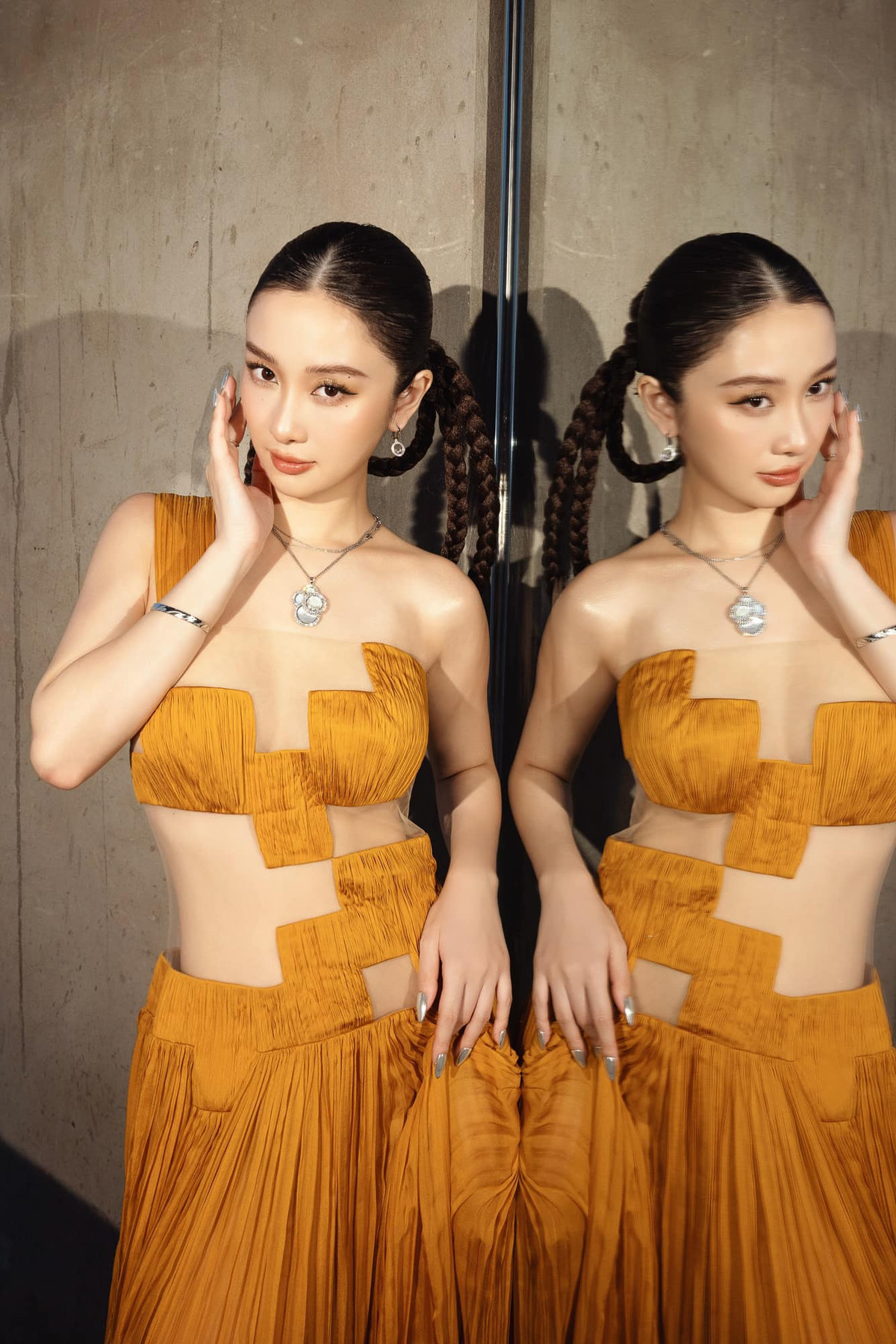 Nhân vật của Jun Vũ cũng lấy hình mẫu từ một người thật ngoài đời, đây cũng là dạng vai diễn rất khác với những gì cô từng thể hiện. Ngoài ra, ekip truyền thông muốn khán giả có nhìn nhận rõ ràng về phim nên chọn hình ảnh táo bạo cho cô, vì nhân vật của cô và Tôn Kinh Lâm trong phim thể hiện khá rõ ràng câu chuyện.