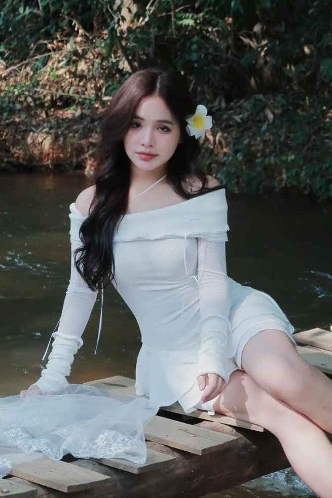 Ngoài ra, trong clip của mình, Khánh Vân cũng thừa nhận bản thân cảm thấy chưa sẵn sàng vì em bé xuất hiện vào lúc cô chưa thực sự hoàn thiện mọi thứ.